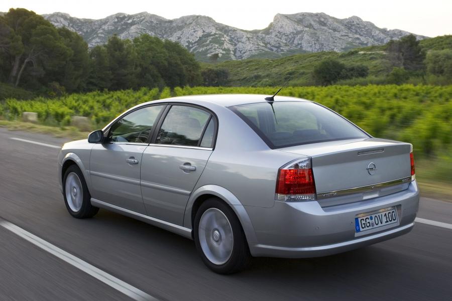  Opel Vectra Sedan 2005 года  (фото 20 из 20)